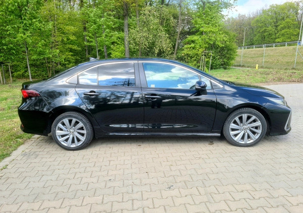 Toyota Corolla cena 98950 przebieg: 26100, rok produkcji 2022 z Warszawa małe 79
